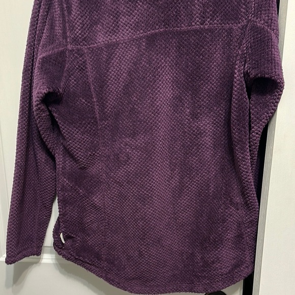 Magellan Outdoors Purple Fleece Quarter-Zip Sweatshirt‎ - Picture 8 of 9